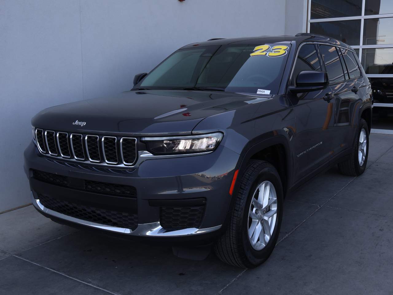 2023 Jeep Grand Cherokee L Laredo