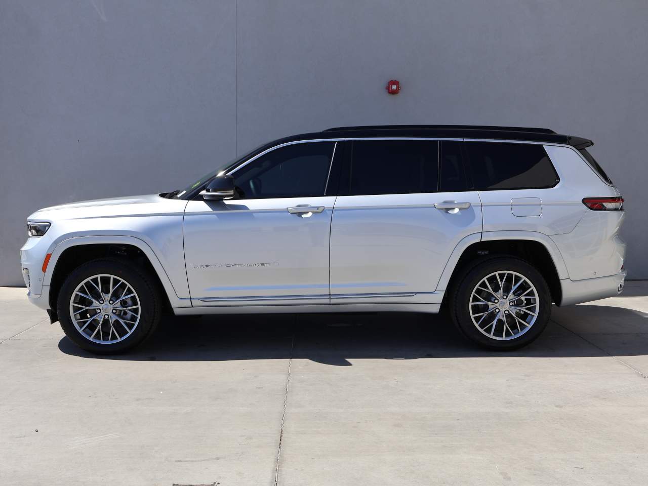 2025 Jeep Grand Cherokee L Summit