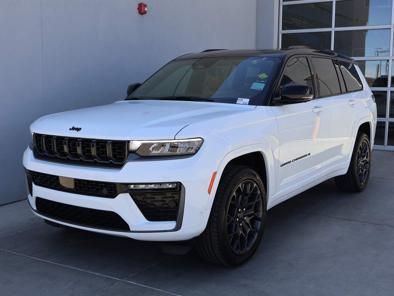 2027 Jeep Grand Cherokee L Summit