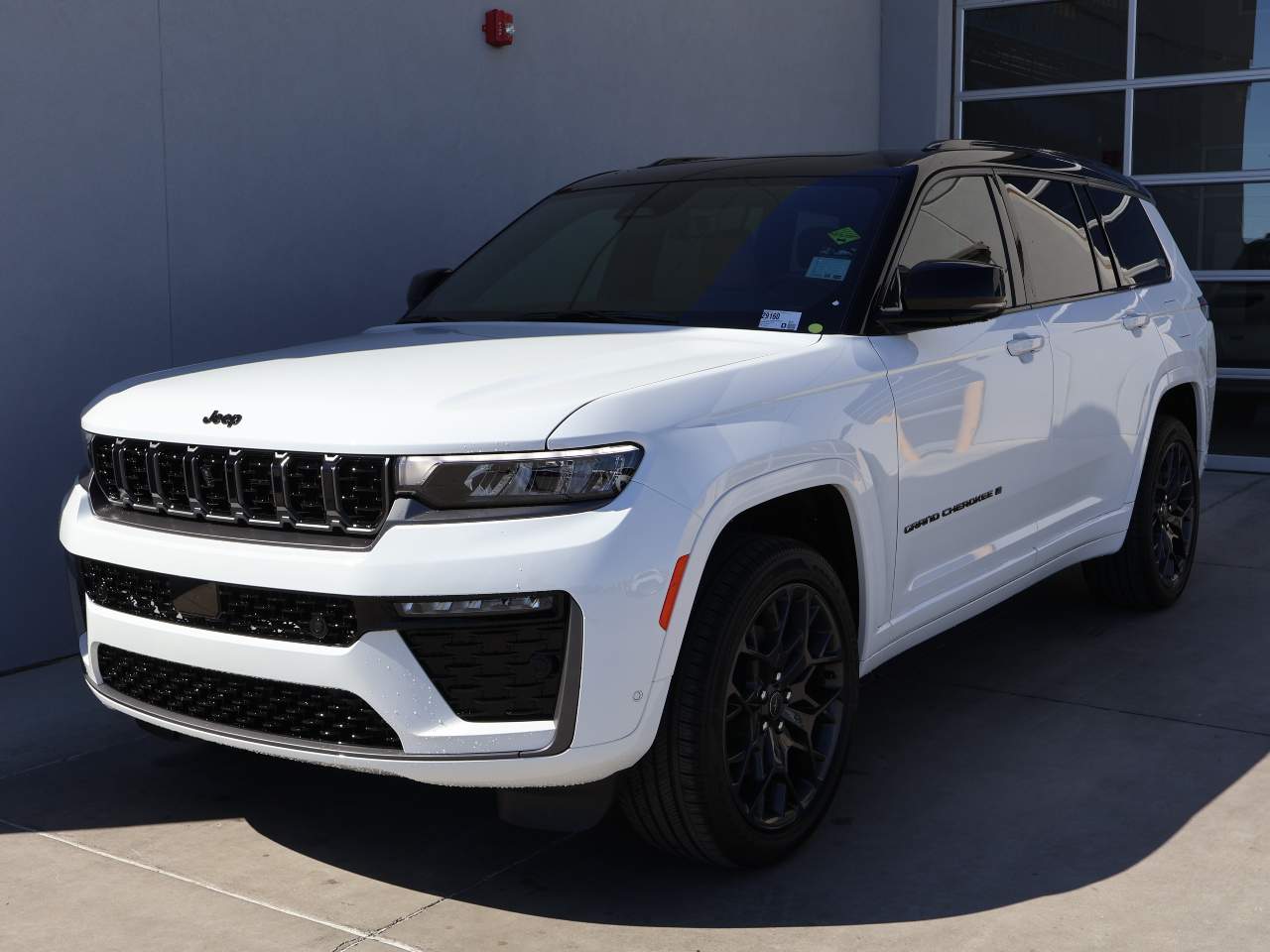 2027 Jeep Grand Cherokee L Summit
