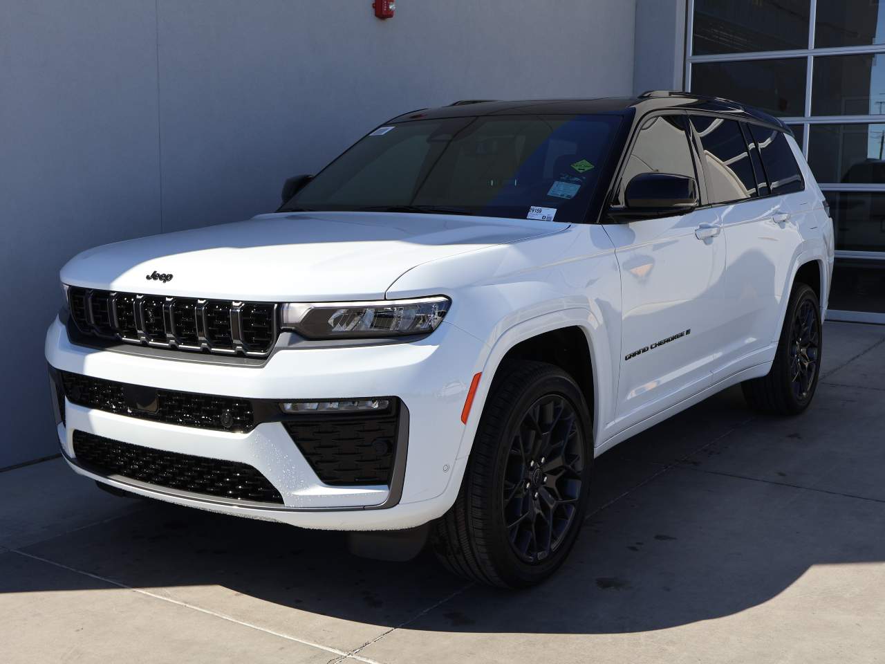 2027 Jeep Grand Cherokee L Summit