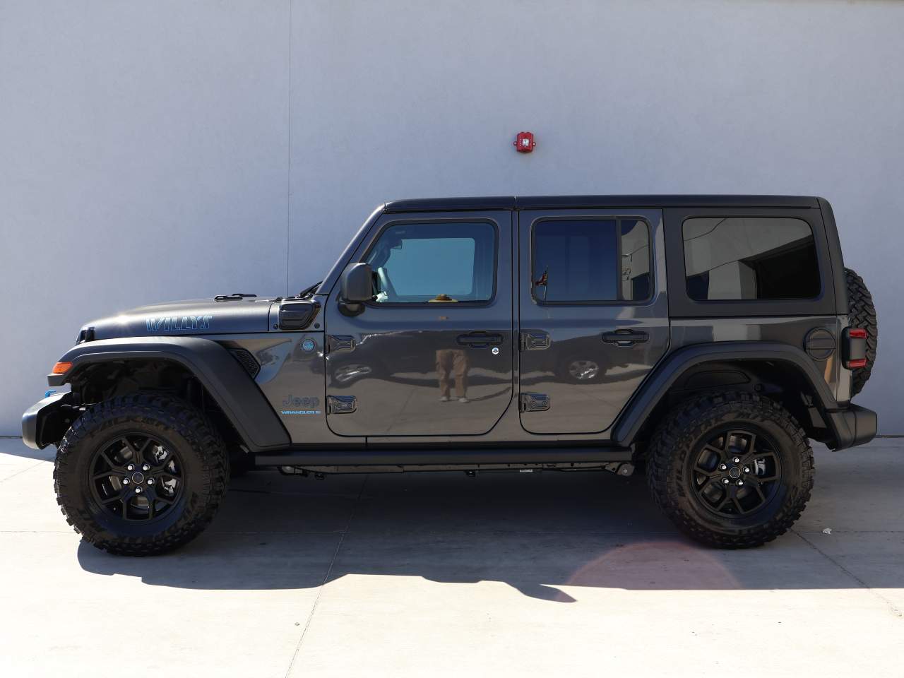 2024 Jeep Wrangler Willys 4xe 4dr