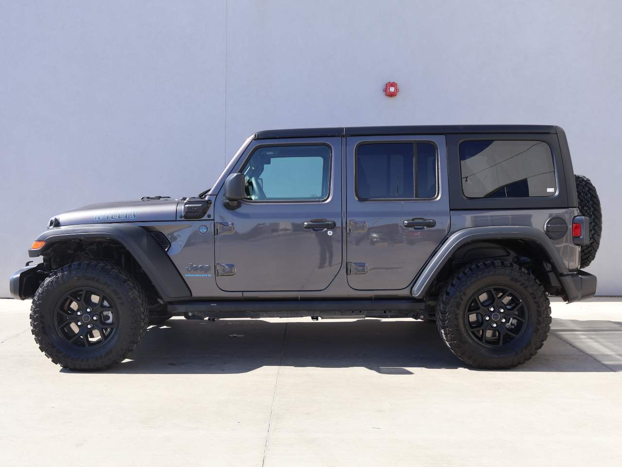 2025 Jeep Wrangler Willys 4xe