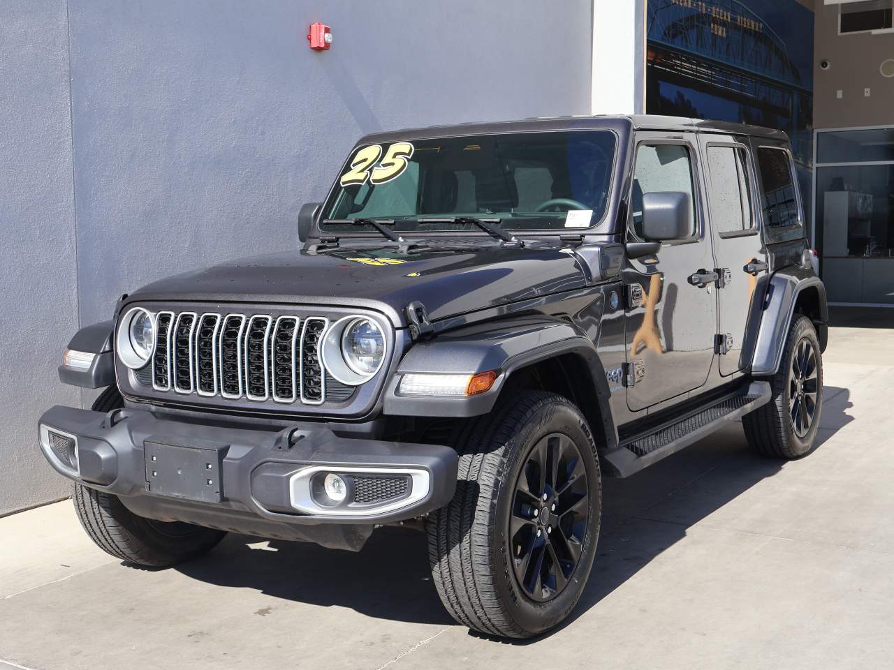 2025 Jeep Wrangler Sahara 4xe