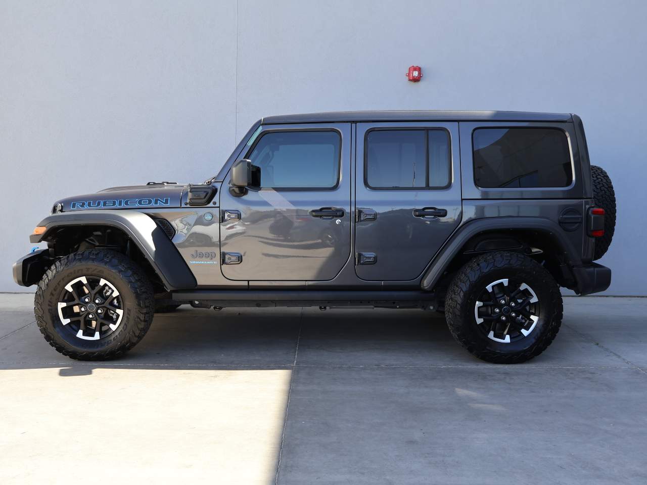 2025 Jeep Wrangler Rubicon 4xe