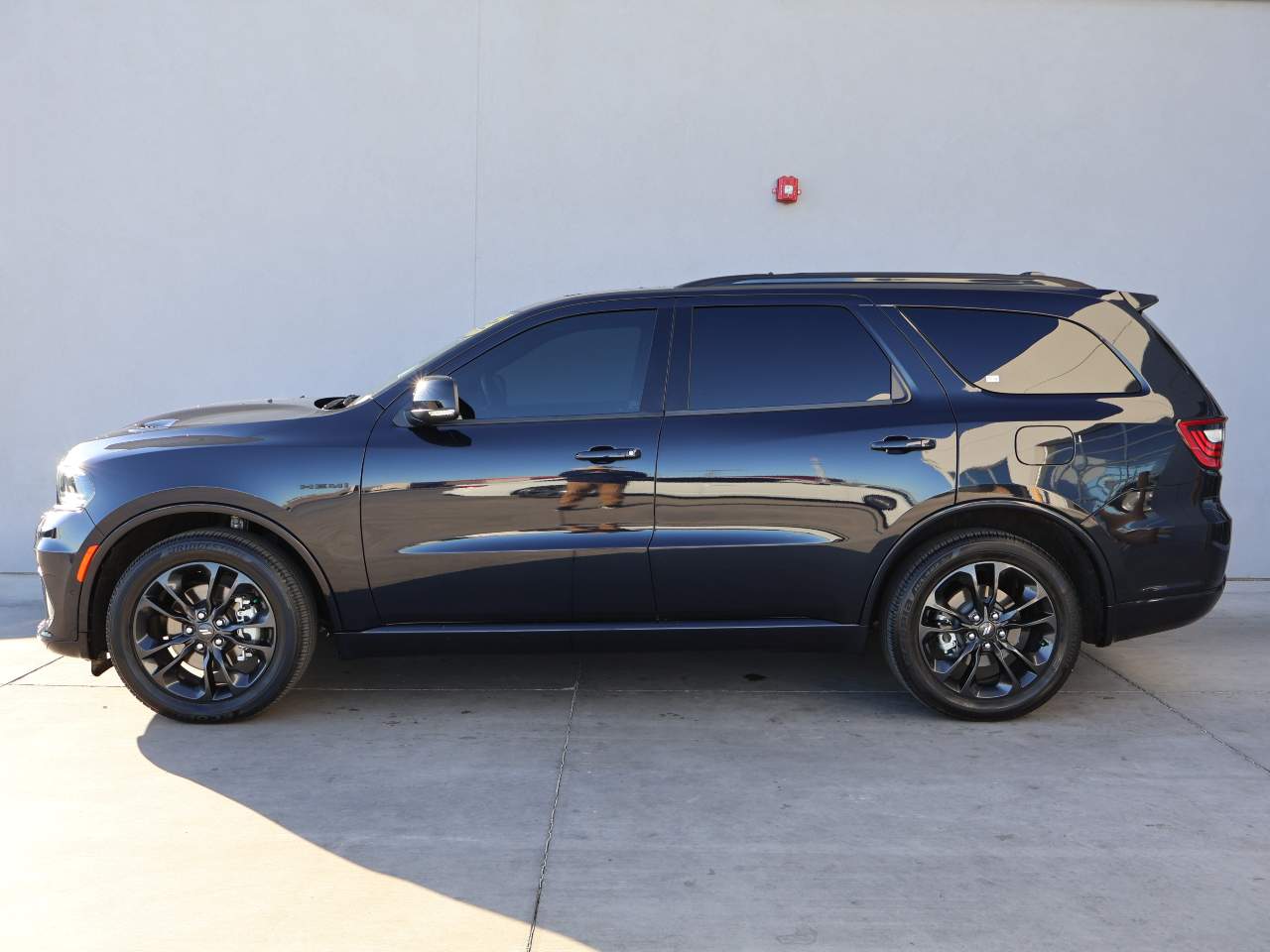 Used 2023 Dodge Durango R/T with VIN 1C4SDHCT4PC687316 for sale in Yuma, AZ