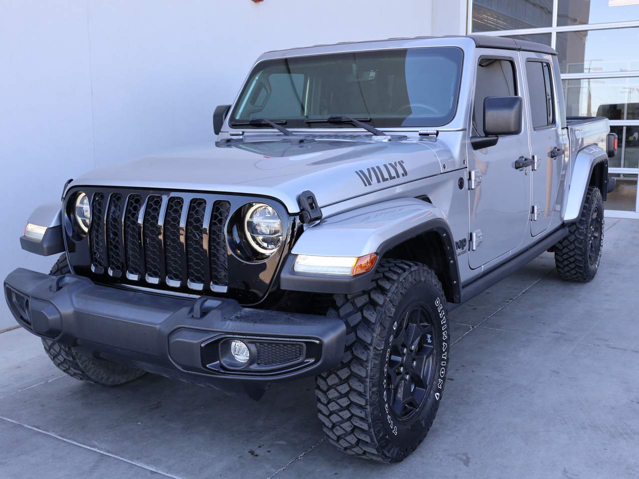 2021 Jeep Gladiator Willys Crew Cab