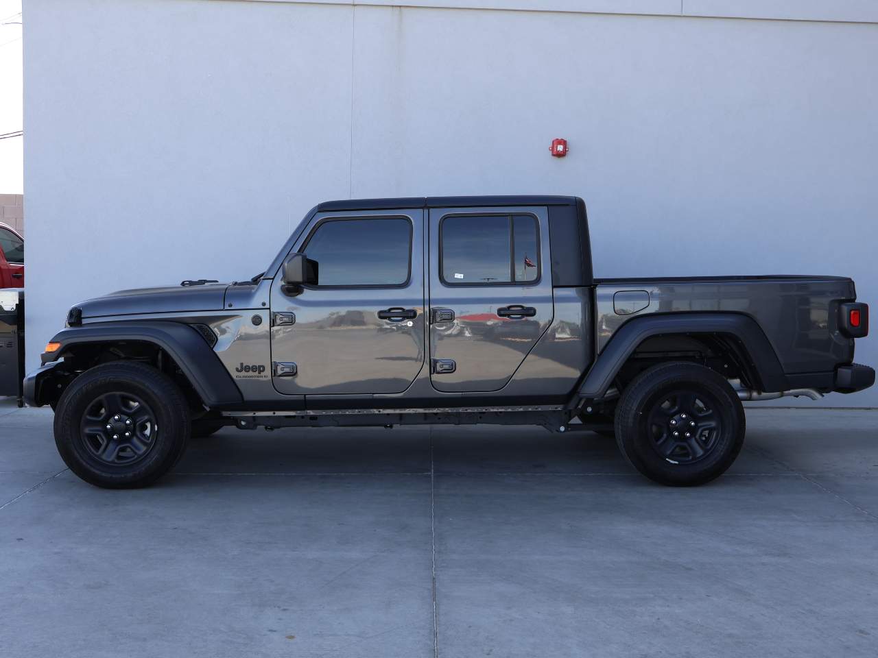 2023 Jeep Gladiator Sport Crew Cab