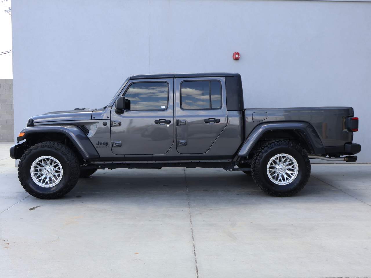 2021 Jeep Gladiator Freedom Crew Cab