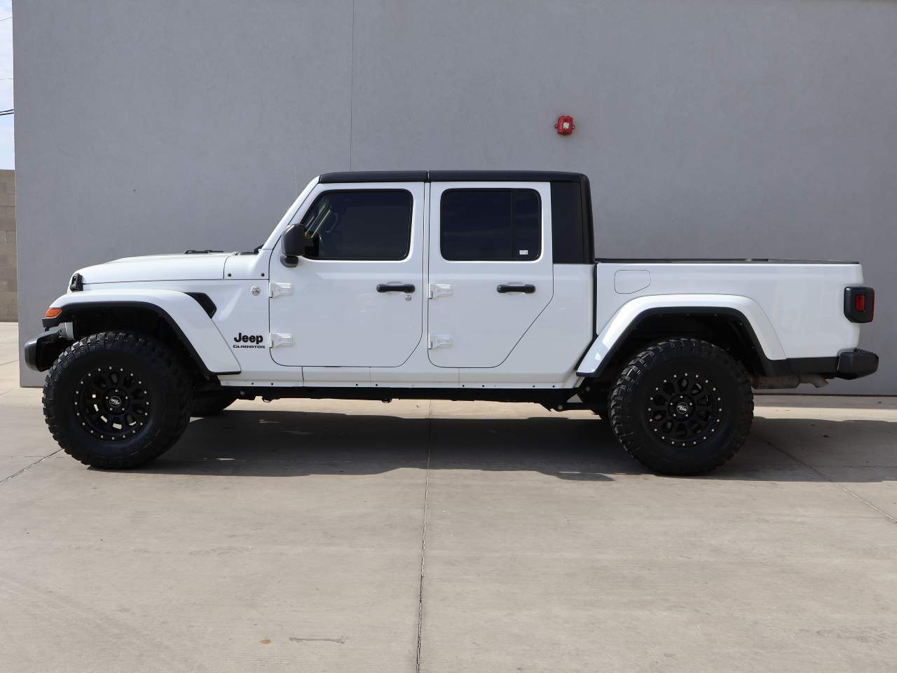 2021 Jeep Gladiator Sport Crew Cab