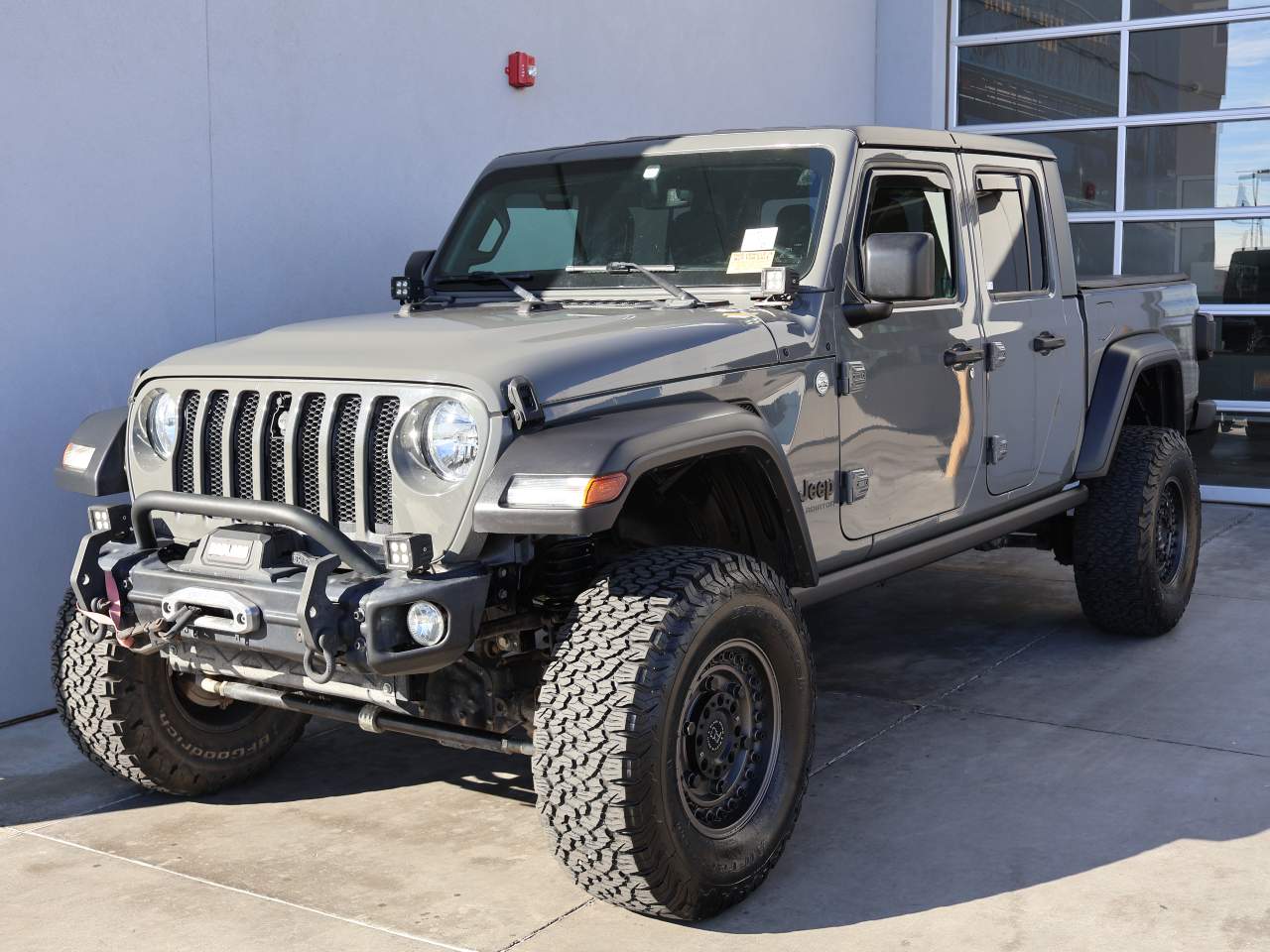 2020 Jeep Gladiator Sport Crew Cab