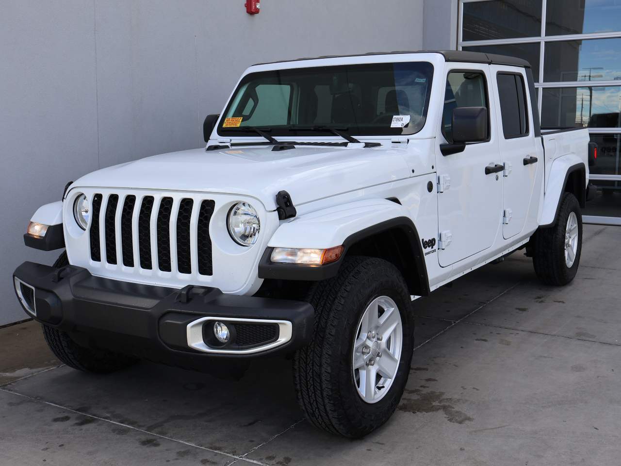 2022 Jeep Gladiator Sport Crew Cab