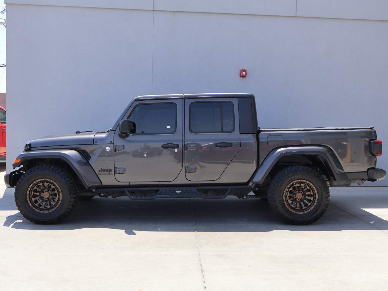2021 Jeep Gladiator Sport Crew Cab