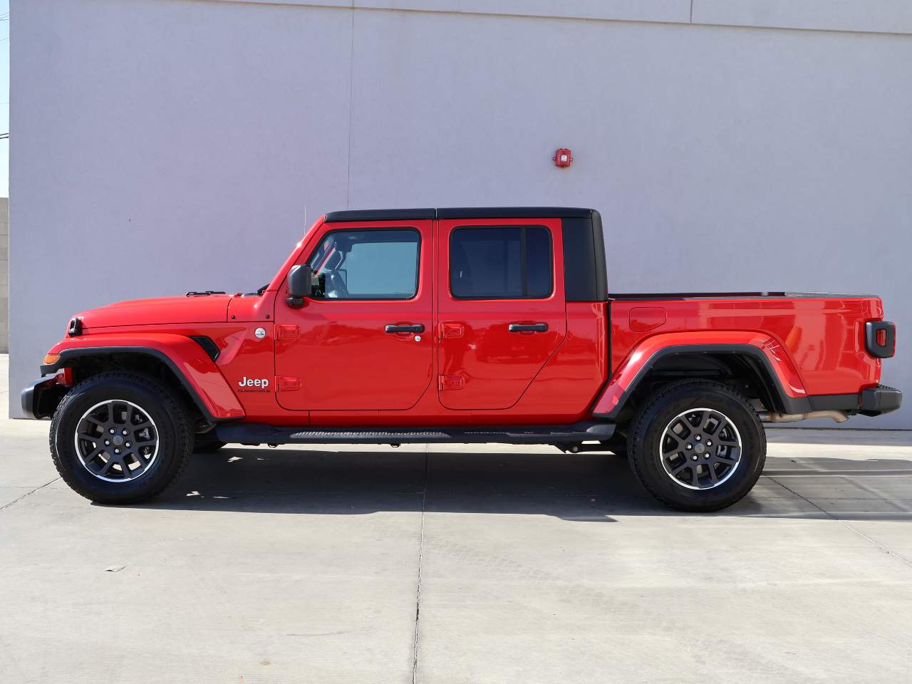 2023 Jeep Gladiator Overland Crew Cab