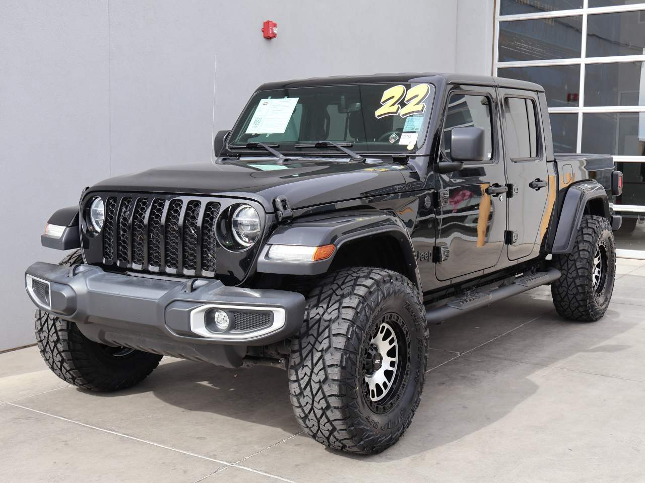 2022 Jeep Gladiator Sport Crew Cab