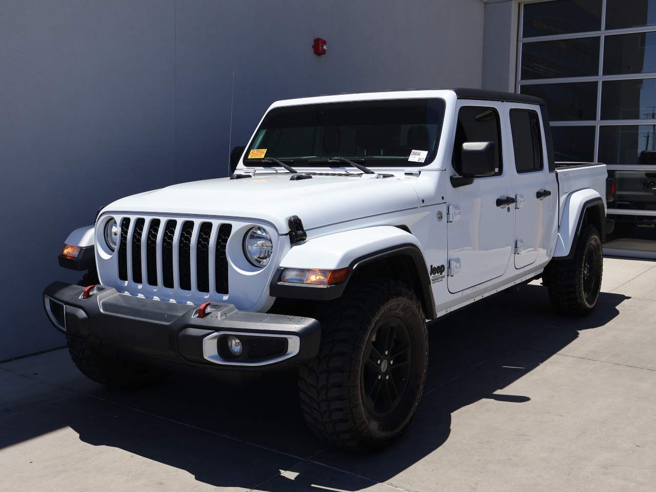 2021 Jeep Gladiator Sport Crew Cab
