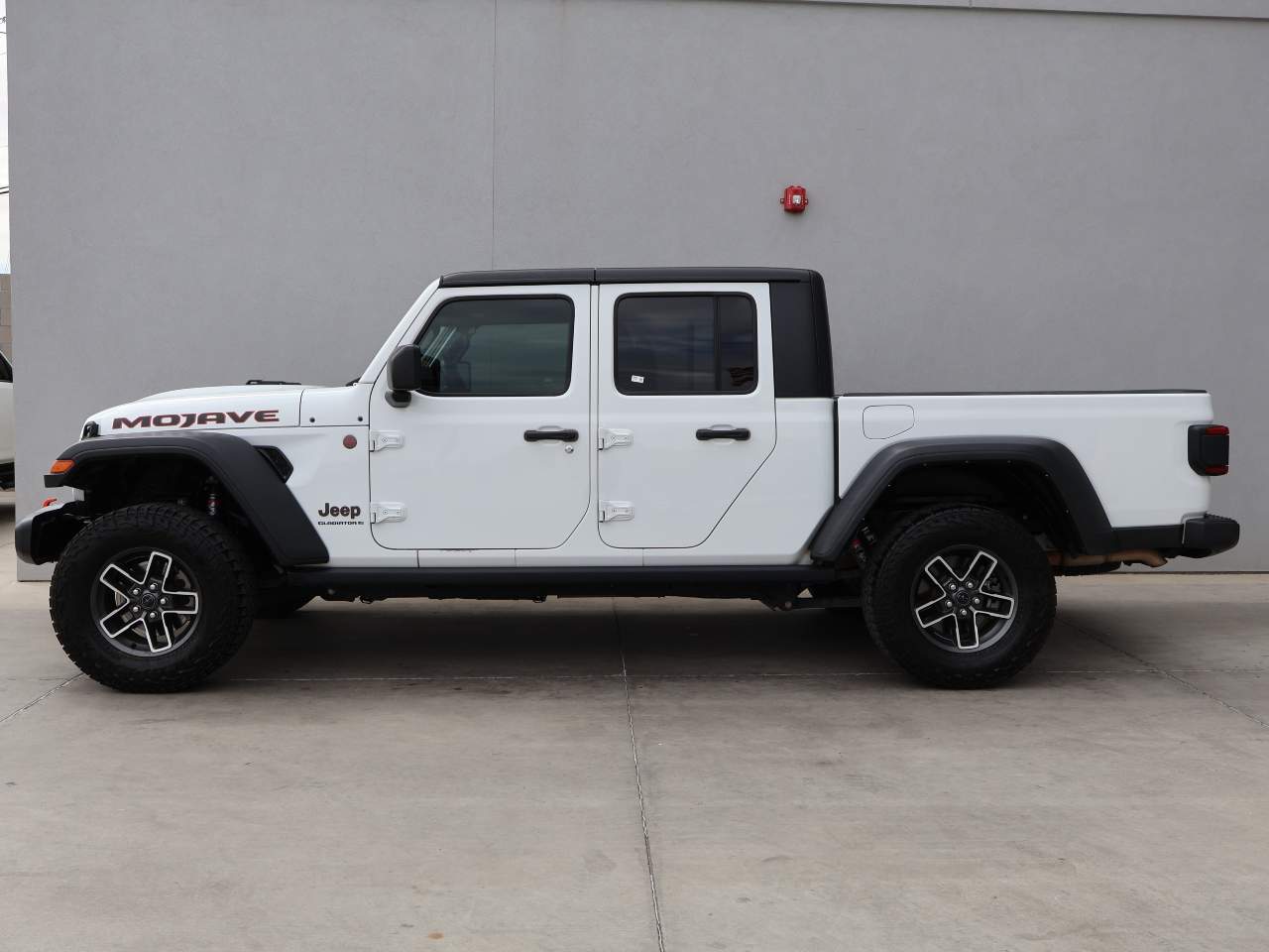 2024 Jeep Gladiator Mojave Crew Cab