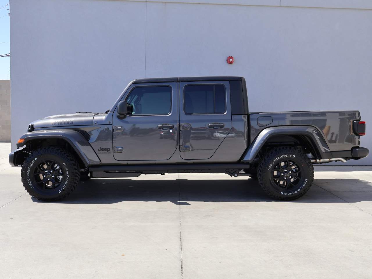 2026 Jeep Gladiator Willys