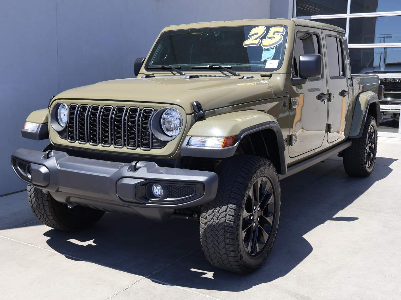 2025 Jeep Gladiator High Tide Crew Cab