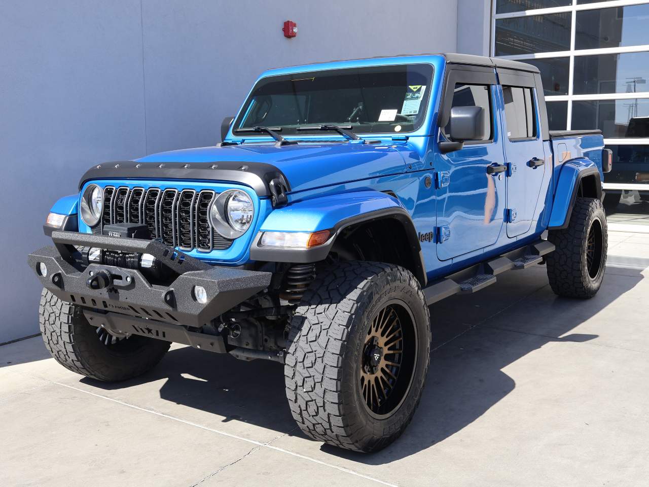 2025 Jeep Gladiator NightHawk Crew Cab