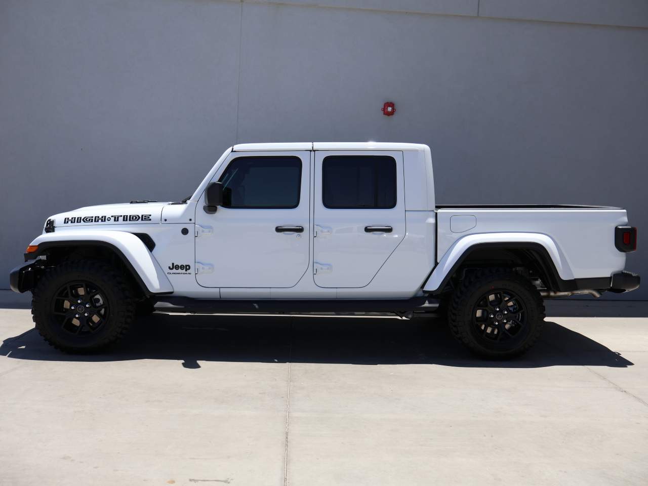 2025 Jeep Gladiator High Tide