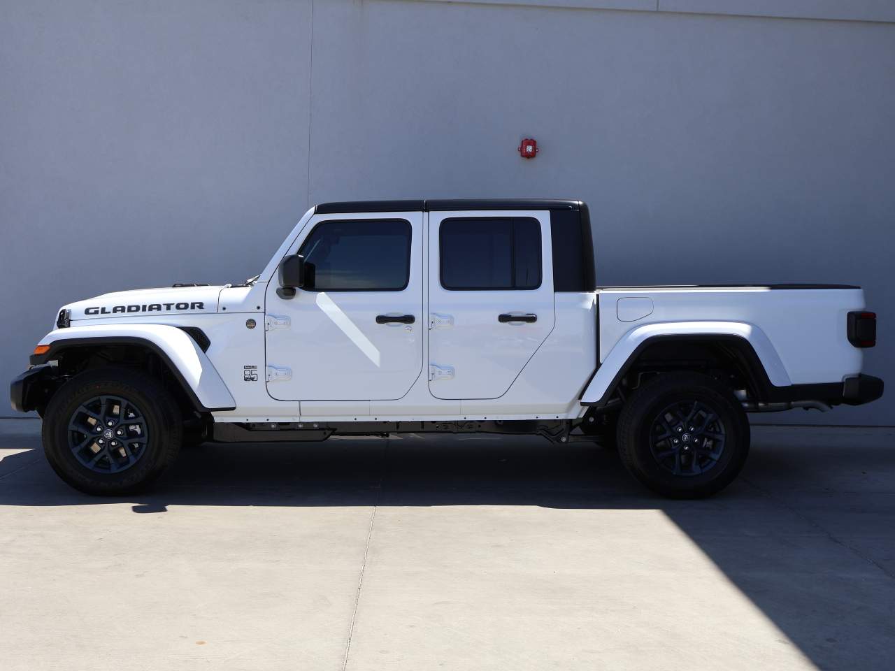 2026 Jeep Gladiator 85th Anniversary Edition