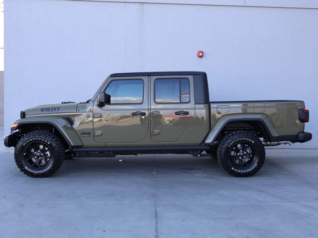 2026 Jeep Gladiator Willys