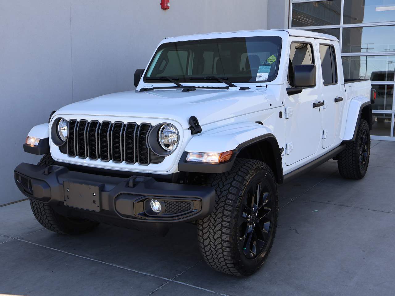 2025 Jeep Gladiator NightHawk