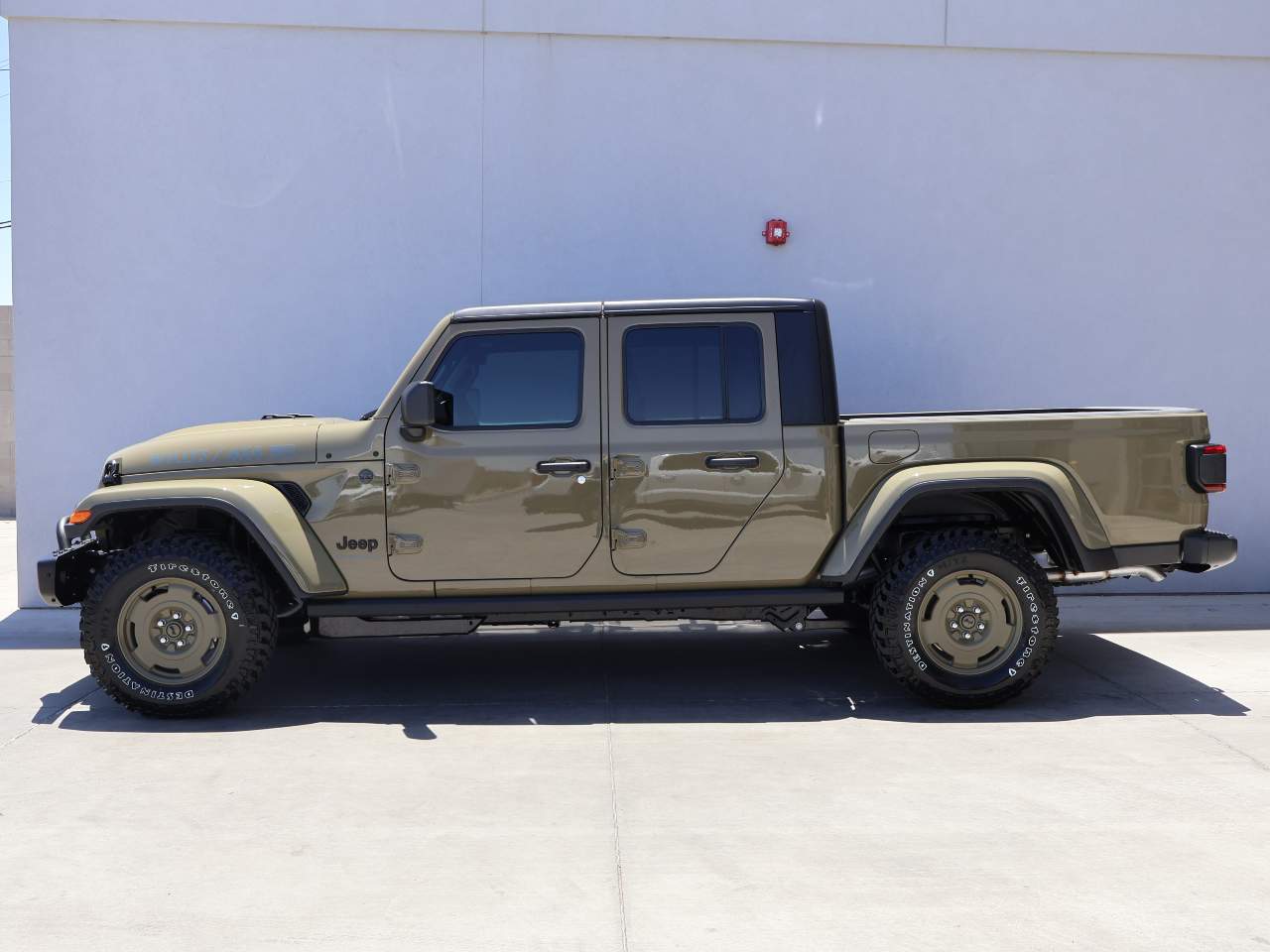 2026 Jeep Gladiator Willys '41