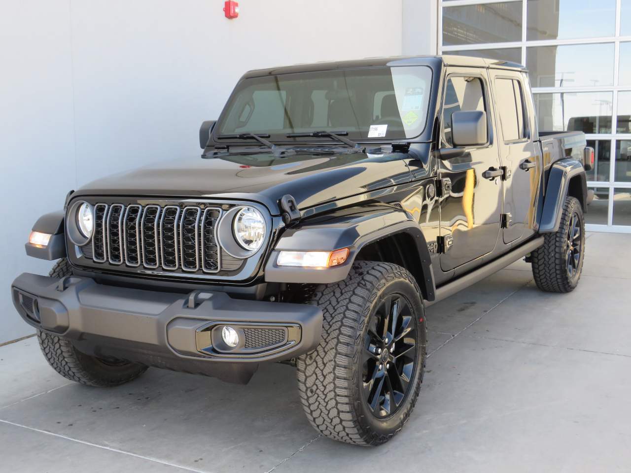 2025 Jeep Gladiator NightHawk