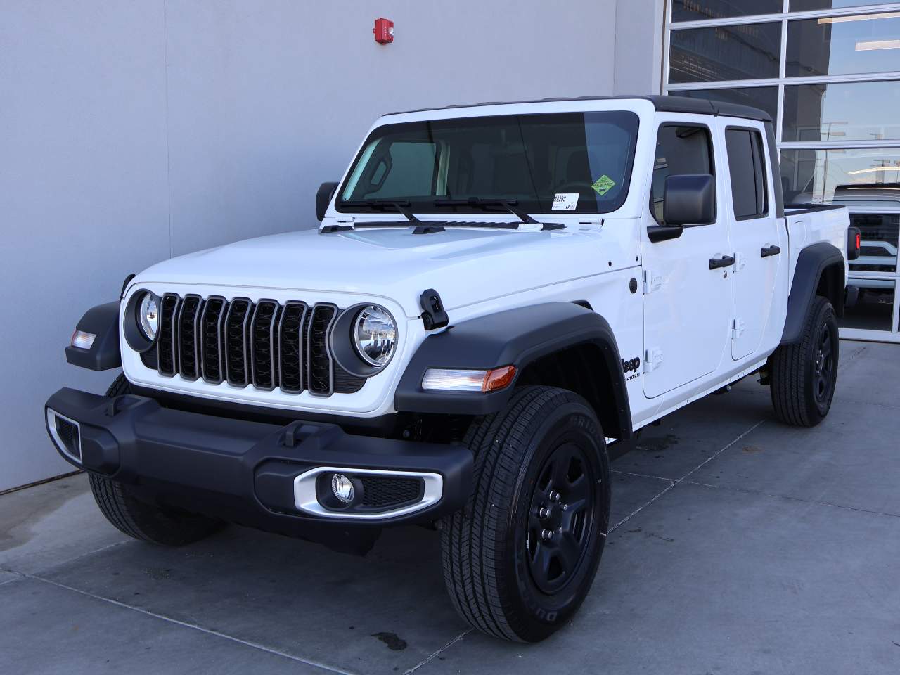 2026 Jeep Gladiator Sport's photo