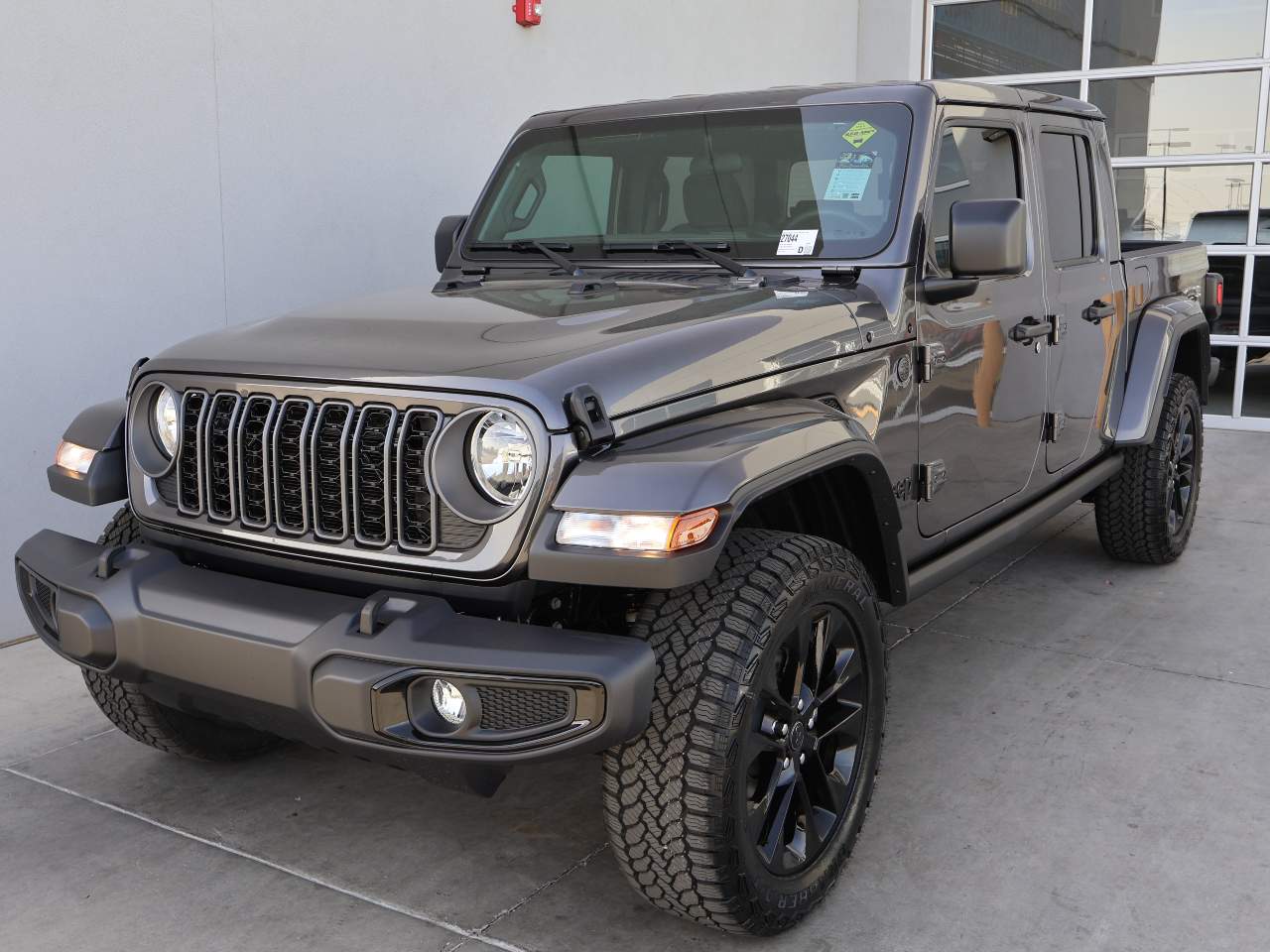 2025 Jeep Gladiator NightHawk