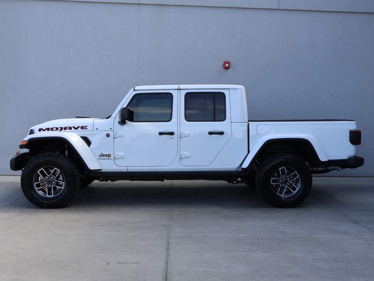 2025 Jeep Gladiator Mojave
