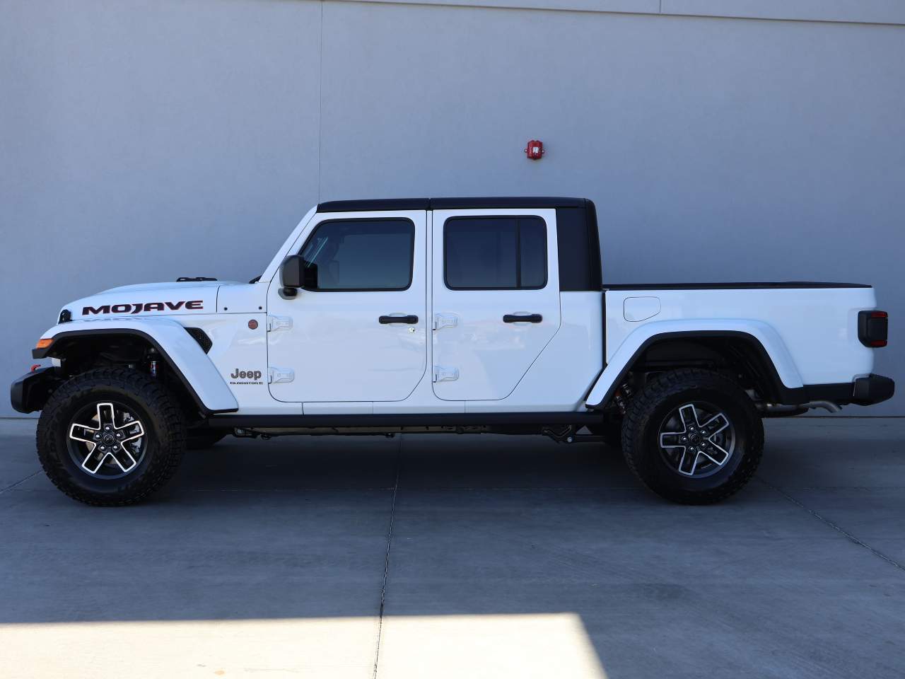 2025 Jeep Gladiator Mojave