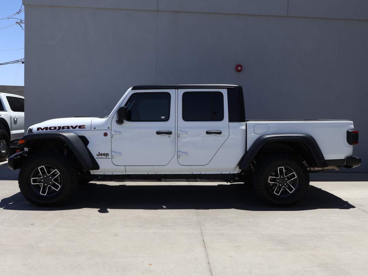 2025 Jeep Gladiator Mojave Crew Cab