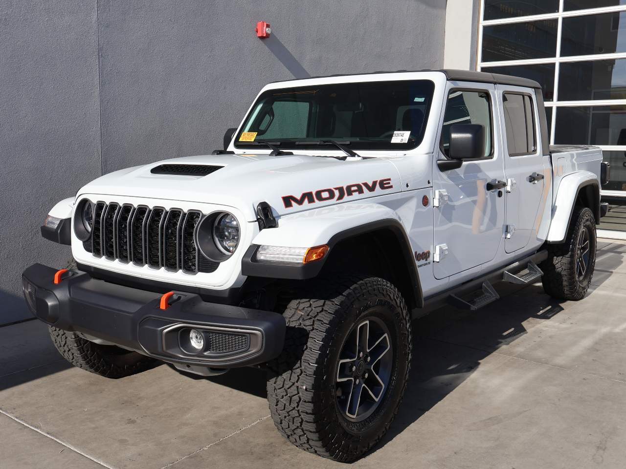2025 Jeep Gladiator Mojave Crew Cab