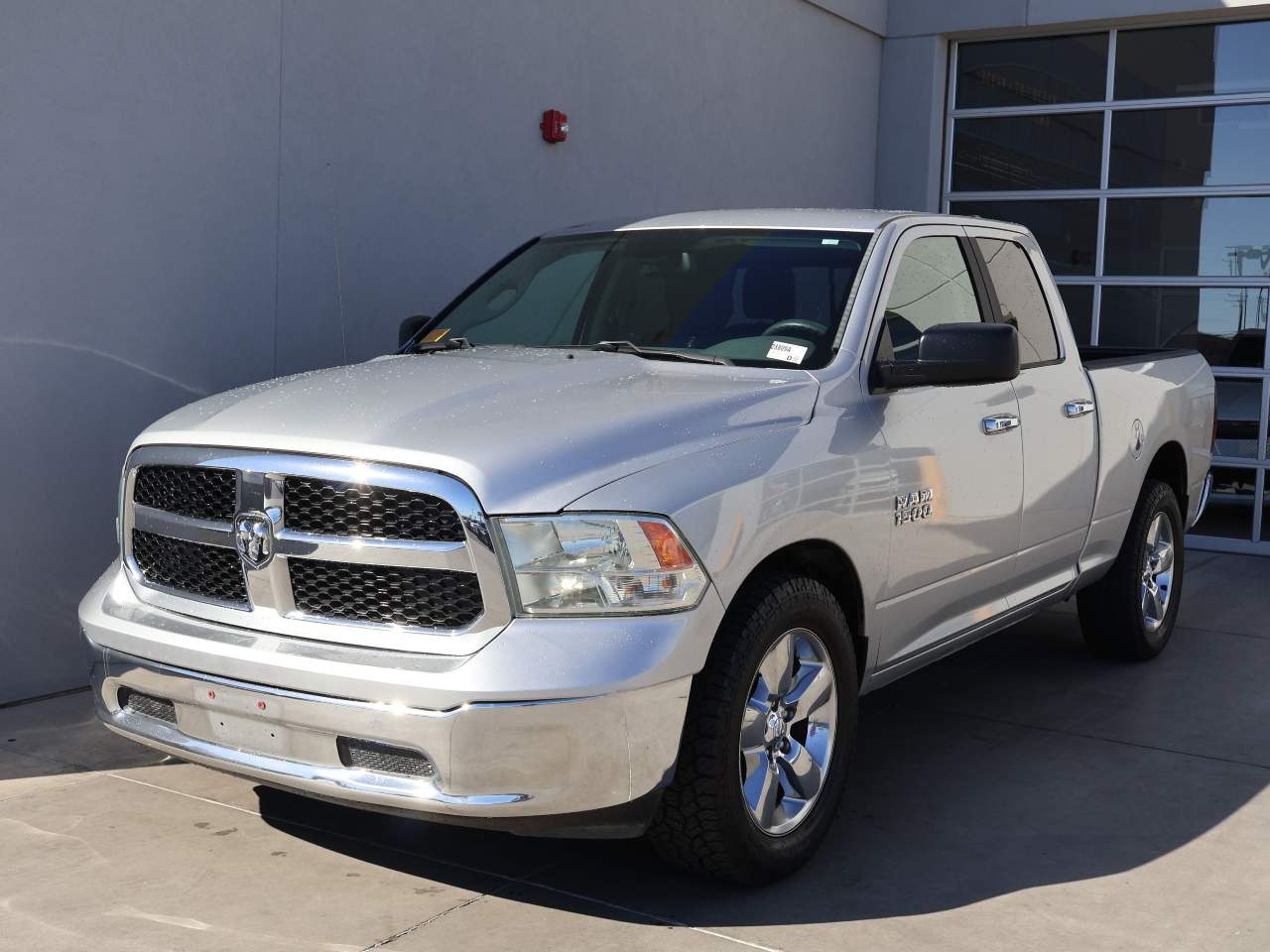 2016 Ram 1500 SLT Extended Cab