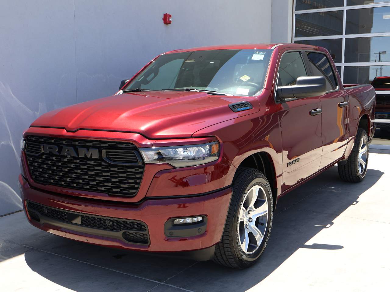 2025 Ram 1500 Crew Cab Tradesman