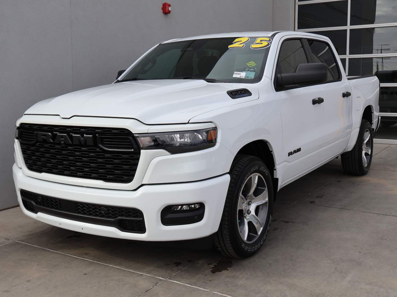 2025 Ram 1500 Tradesman Crew Cab