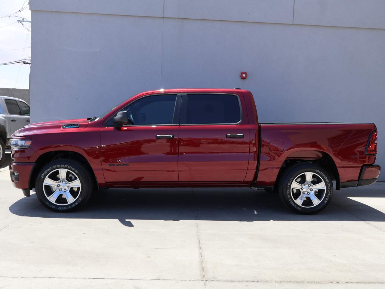 2025 Ram 1500 Crew Cab Tradesman