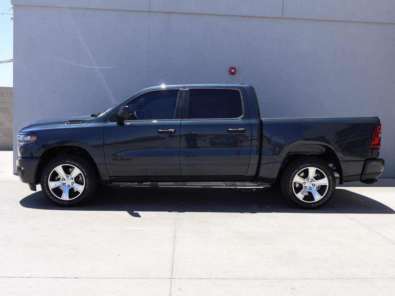 2026 Ram 1500 Crew Cab Express