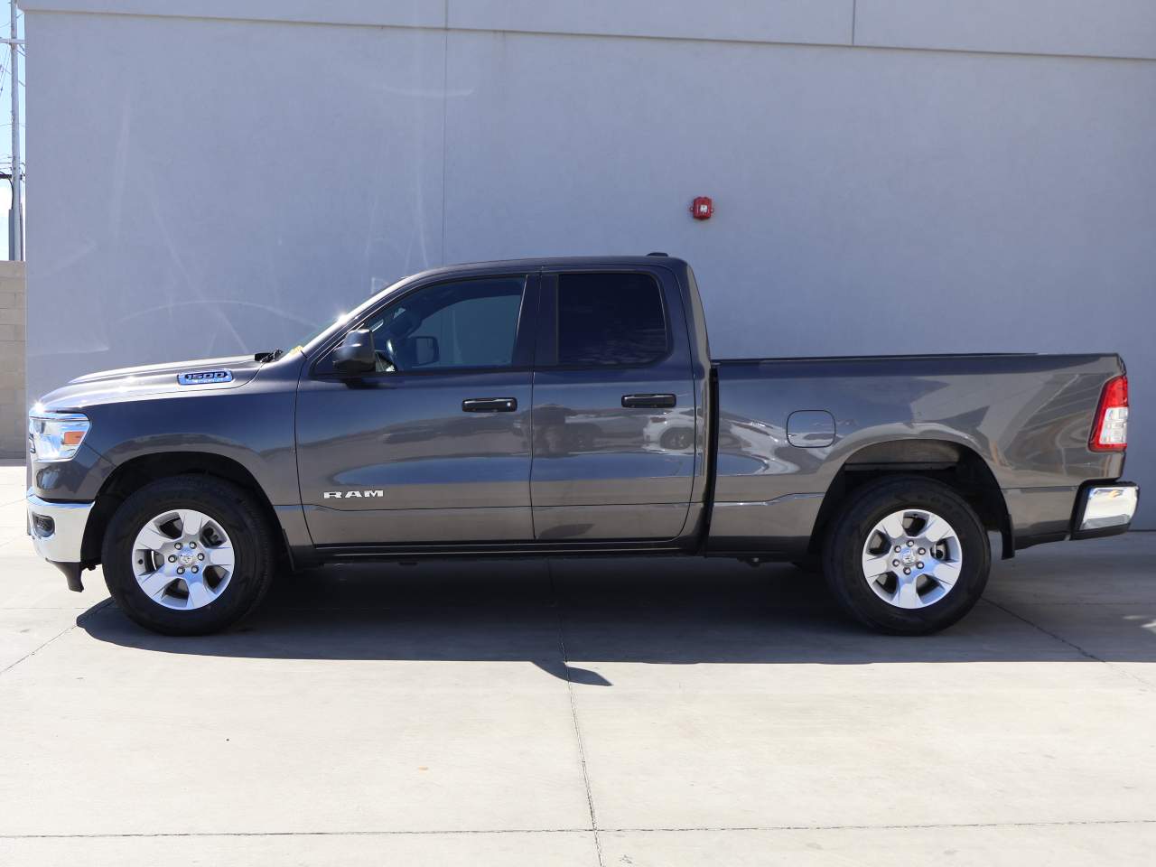 2023 Ram 1500 Big Horn Extended Cab