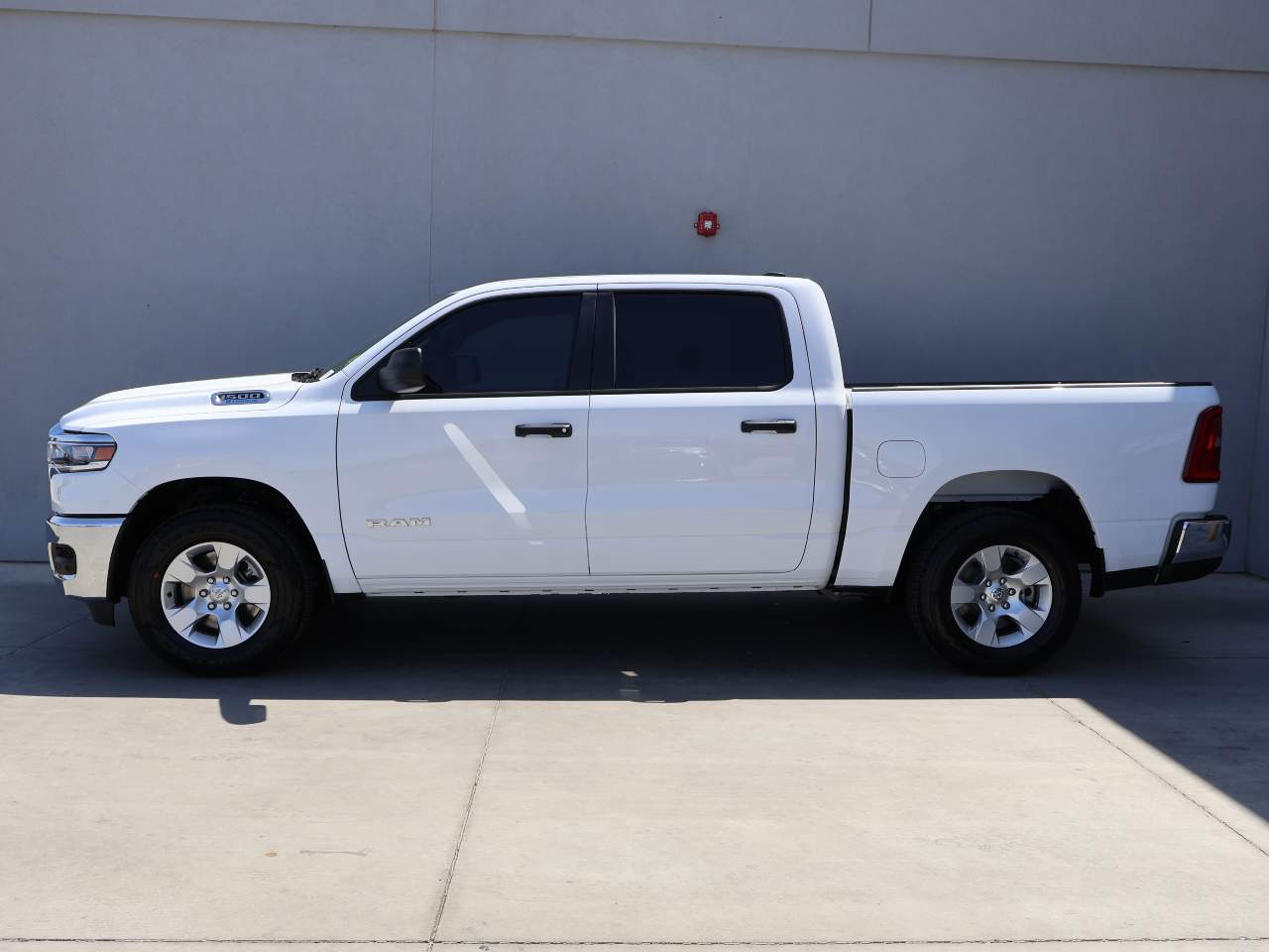 2025 Ram 1500 Crew Cab Tradesman