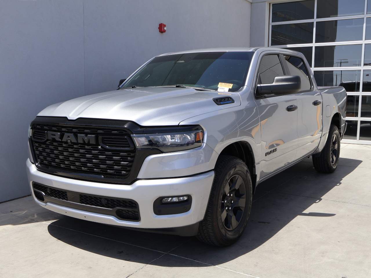 2025 RAM 1500 Tradesman 4x4 Crew Cab 5'7's photo