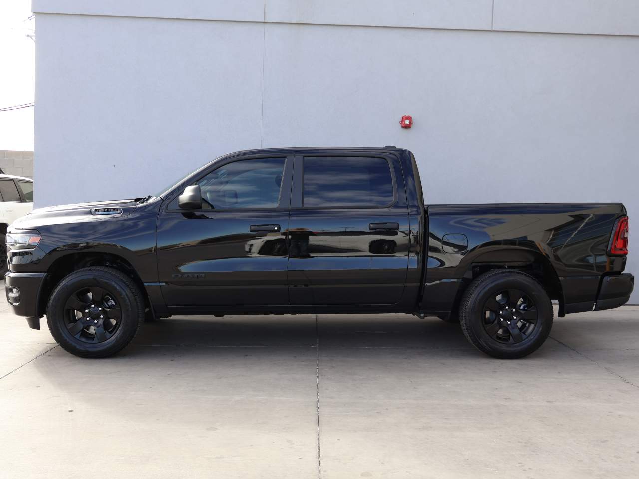 2025 Ram 1500 Crew Cab Tradesman