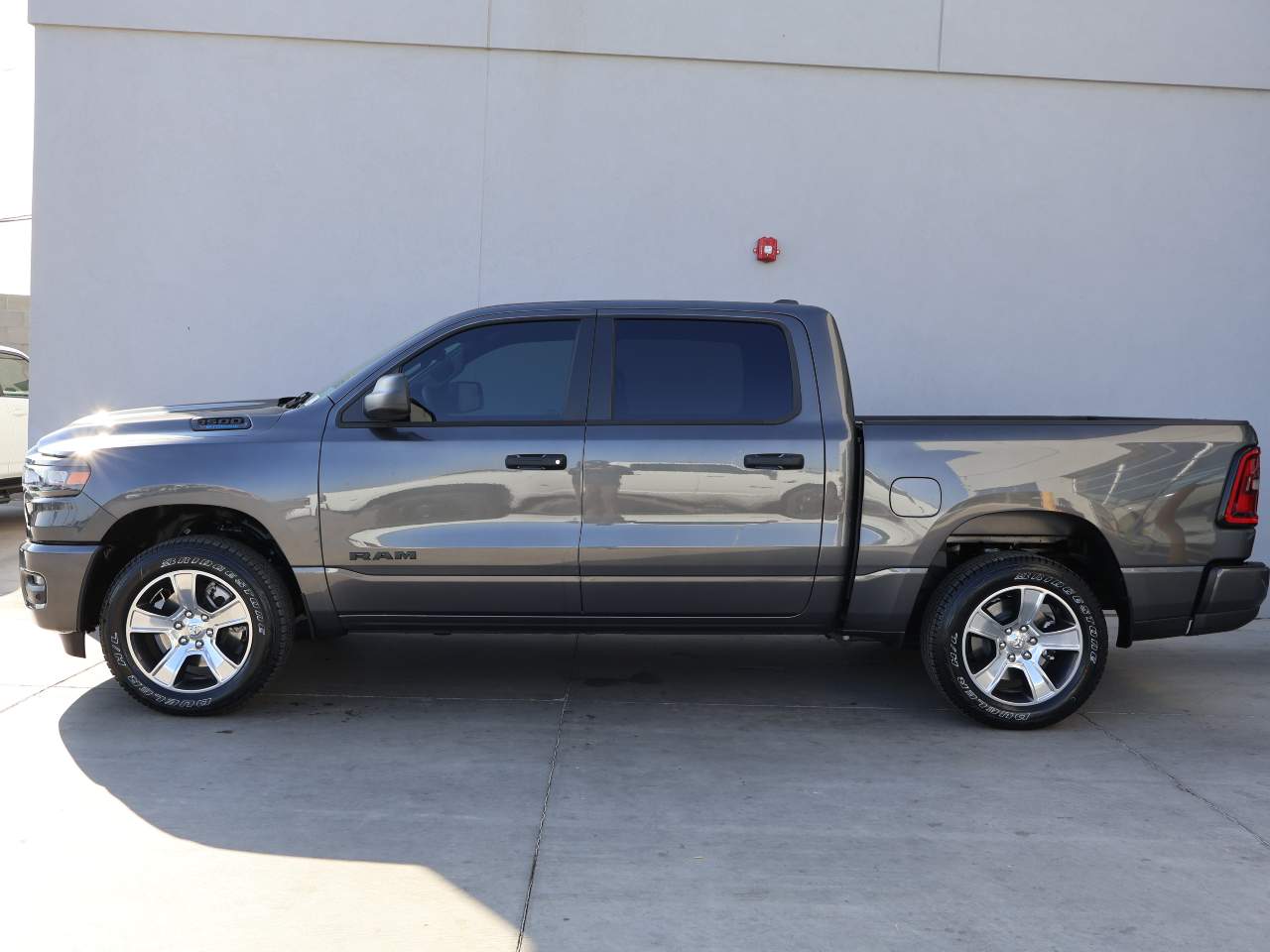 2025 Ram 1500 Crew Cab Tradesman