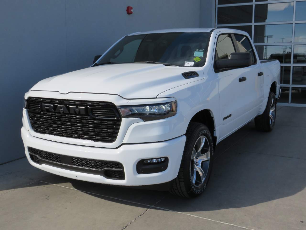 2025 Ram 1500 Crew Cab Tradesman