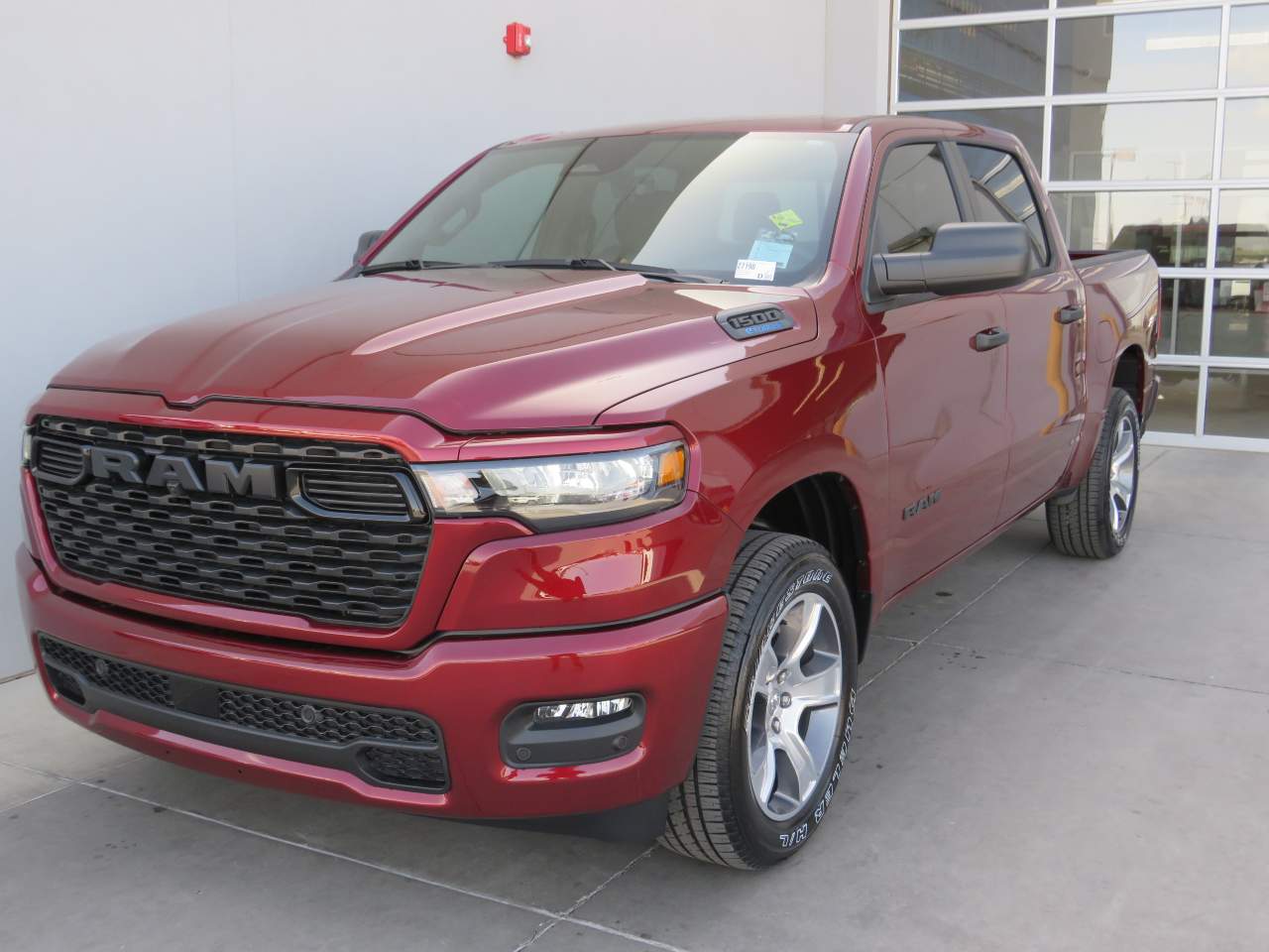 2025 Ram 1500 Crew Cab Tradesman