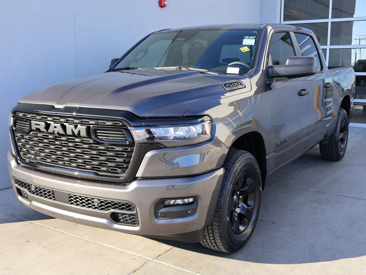 2025 Ram 1500 Crew Cab Tradesman