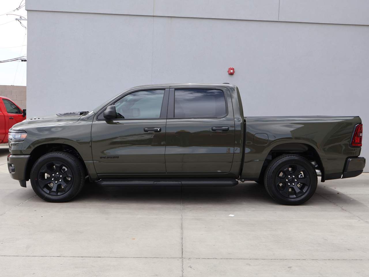 2026 Ram 1500 Crew Cab Express